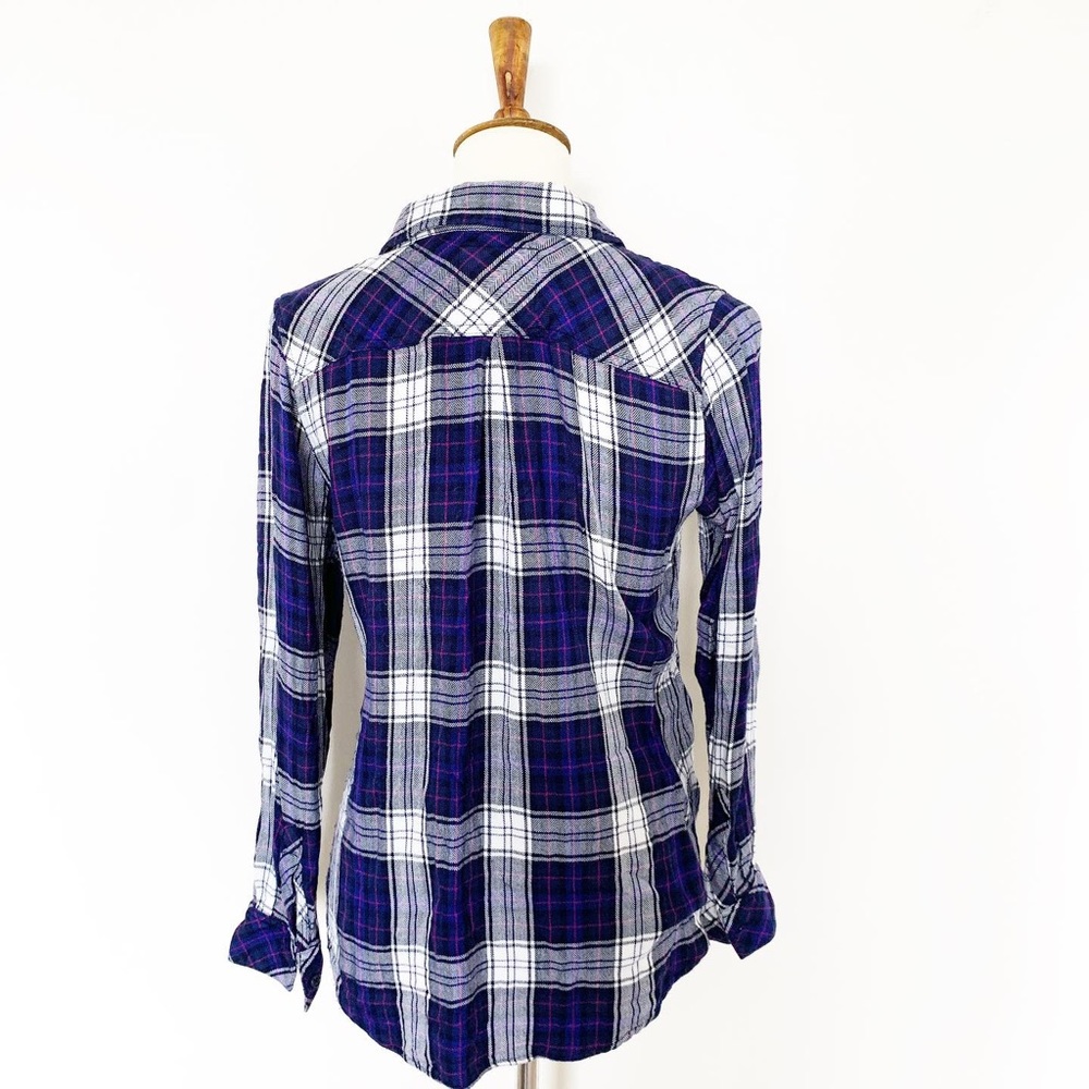 Rails Brand Plaid Button Up Size Medium - image 2